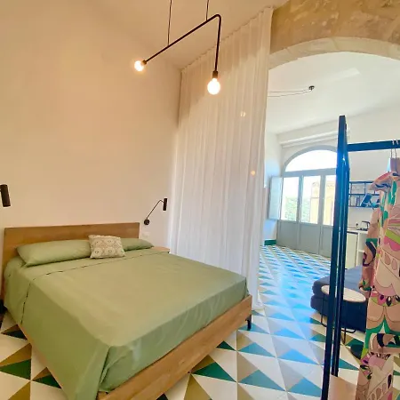 Super Giu Apartmán Ragusa